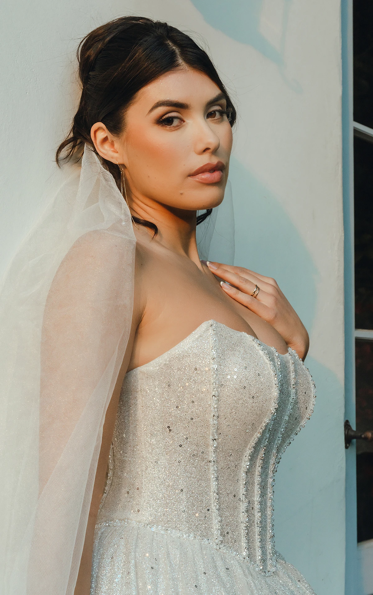 Sparkling Princess Ballgown Wedding Dress with Cat-Eye Neckline - Image 4