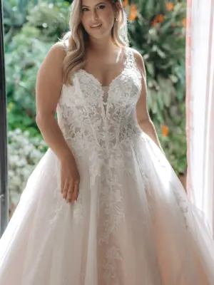 SPARKLE TULLE AND LACE A-LINE WEDDING GOWN WITH CORSET BODICE AND PLUNGE V-NECKLINE